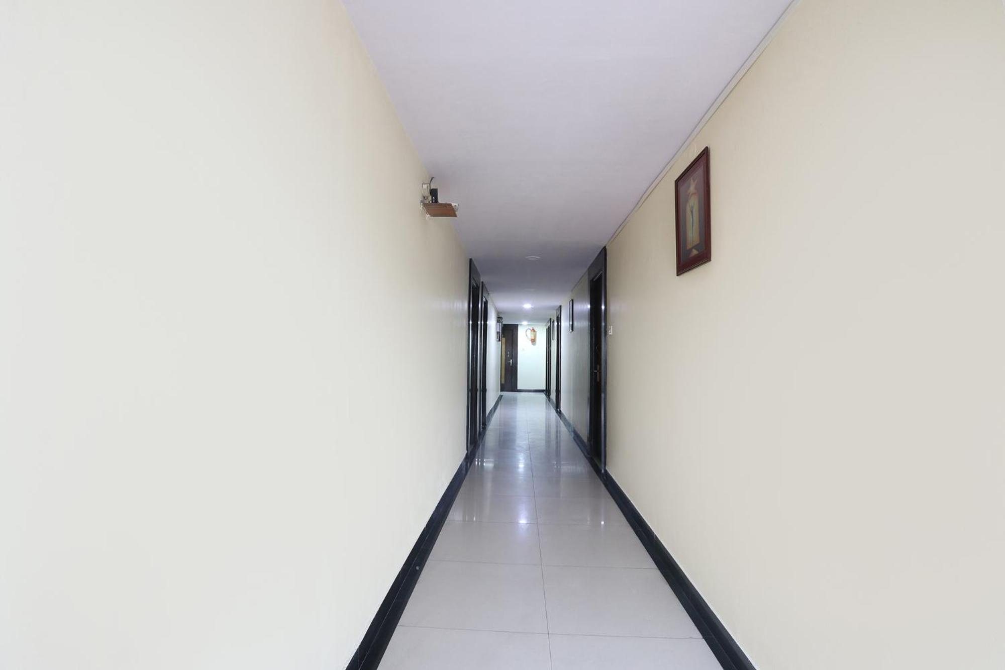 Fabhotel Royal Residency II - Nr Metro Station Lakdikapul Haïdarabad Extérieur photo