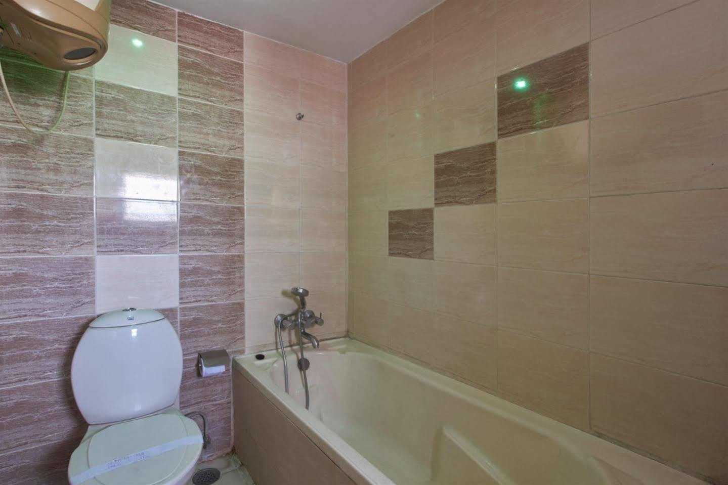 Fabhotel Royal Residency II - Nr Lakdikapul Metro Station Haïdarabad Extérieur photo